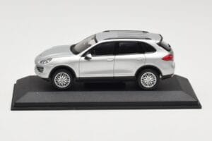 Porsche Cayenne 958 Silver Minichamps 1:43 WAP0200020B Metall