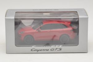 Porsche Cayenne 958 GTS Röd Minichamps 1:43 WAP0200070E Metall — bild 5 av 5