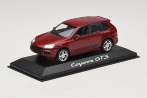 Porsche Cayenne 955 GTS Röd Med Silverhjul Minichamps 1:43 WAP02000818 Metall — bild 2 av 4