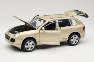 Porsche Cayenne S 955 Beige Maisto 1:18 WAPC2100213 Metall — bild 2 av 8