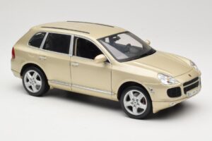 Porsche Cayenne S 955 Beige Maisto 1:18 WAPC2100213 Metall — bild 6 av 8