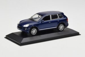 Porsche Cayenne S Blå Minichamps 1:43 WAP02061217 Metall — bild 2 av 4