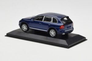 Porsche Cayenne S Blå Minichamps 1:43 WAP02061217 Metall — bild 3 av 4