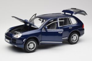 Porsche Cayenne S 9PA Dark Sea Blå Metallic Maisto 1:18 31635 Metall — bild 2 av 8