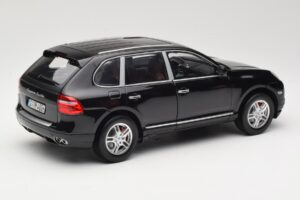 Porsche Cayenne Turbo 957 Svart Norev 1:18 WAP02112317 Metall — bild 3 av 8