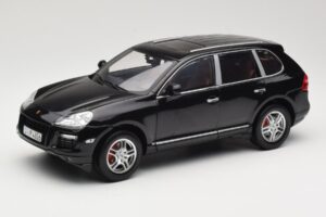 Porsche Cayenne Turbo 957 Svart Norev 1:18 WAP02112317 Metall