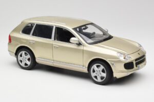 Porsche Cayenne Turbo 955 Beige Maisto 1:18 WAP02100113 Metall — bild 6 av 8