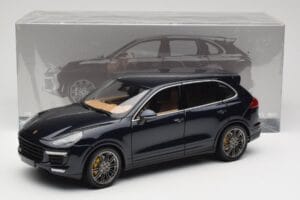 Porsche Cayenne Turbo S 958 Blue Metallic Minichamps 1:18 110064001 Metall — bild 8 av 8
