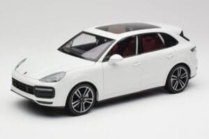 Porsche Cayenne 9YA Turbo Vit Metallic Minichamps 1:18 155042560 Metall