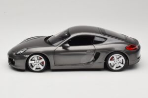 Porsche Cayman 981 S Grå Minichamps 1:18 WAP0210070D Metall — bild 4 av 8