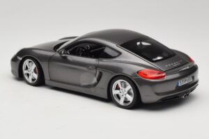 Porsche Cayman 981 S Grå Minichamps 1:18 WAP0210070D Metall — bild 7 av 8