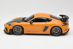 Porsche Cayman GT4 RS 982 Weissach Package Bahama Yellow Norev 1:18 187252 Metall — bild 4 av 8