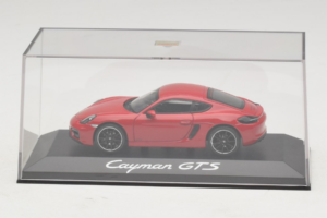 Porsche Cayman 981 GTS Röd Minichamps 1:43 WAP0200150E Metall — bild 4 av 5