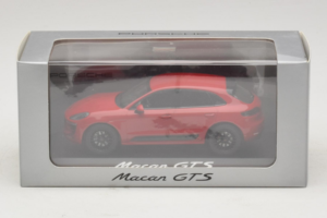 Porsche Macan 95B GTS Röd Minichamps 1:43 WAP0206030G Metall — bild 5 av 5