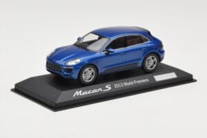 Porsche Macan 95B S Blå World Premiere Minichamps 1:43 WAP0201550E Metall — bild 2 av 4