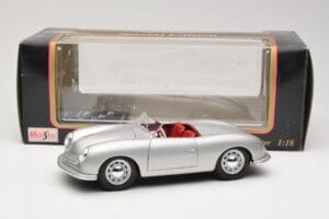 Porsche No. 1 Typ 356 Roadster Silver Maisto 1:18 50324 Metall — bild 8 av 8