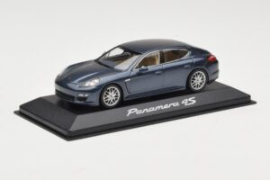 Porsche Panamera 970 4 Blå Metallic Minichamps 1:43 400068220 Metall — bild 2 av 4