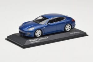 Porsche Panamera 970 4S Blue Metallic Minichamps 1:43 WAP0200419 Metall — bild 2 av 3
