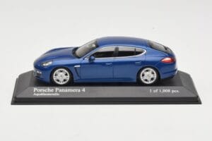 Porsche Panamera 970 4S Blue Metallic Minichamps 1:43 WAP0200419 Metall