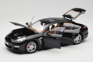 Porsche Panamera 970 Turbo Basalt Black Norev 1:18 WAP02100319 Metall — bild 2 av 8