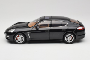 Porsche Panamera 970 Turbo Basalt Black Norev 1:18 WAP02100319 Metall — bild 4 av 8