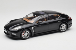 Porsche Panamera 970 Turbo Basalt Black Norev 1:18 WAP02100319 Metall