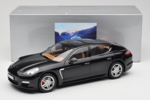 Porsche Panamera 970 Turbo Basalt Black Norev 1:18 WAP02100319 Metall — bild 8 av 8