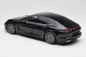 Porsche Panamera 971 Turbo S Svart Metallic Minichamps 1:18 113061076 Metall — bild 7 av 8