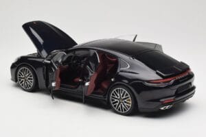 Porsche Panamera 971 Turbo S Blå Metallic Minichamps 1:18 113061075 Metall — bild 5 av 8