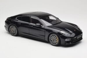 Porsche Panamera 971 Turbo S Blå Metallic Minichamps 1:18 113061075 Metall — bild 6 av 8