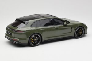 Porsche Panamera Turbo S 971 Sport Turismo Grön GT Spirit 1:18 GT447 Resin — bild 2 av 6