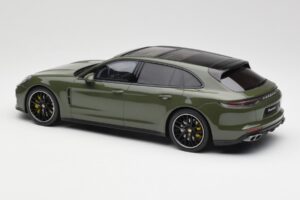 Porsche Panamera Turbo S 971 Sport Turismo Grön GT Spirit 1:18 GT447 Resin — bild 5 av 6