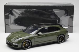 Porsche Panamera Turbo S 971 Sport Turismo Grön GT Spirit 1:18 GT447 Resin — bild 6 av 6