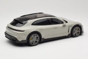 Porsche Taycan Cross Turismo Turbo S Chalk Grey Minichamps 1:18 155069302 Metall — bild 2 av 6