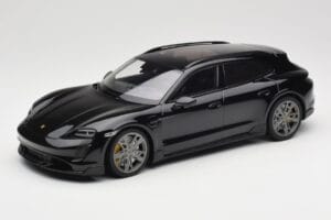 Porsche Taycan J1 Turbo S Cross Turismo Svart Minichamps 1:18 155069300 Metall
