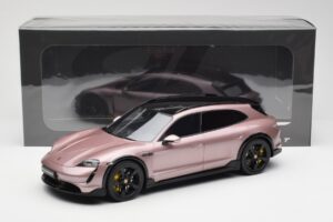 Porsche Taycan Turbo S Cross Turismo Metallic Rosa GT Spirit 1:18 GT440 Resin — bild 6 av 6