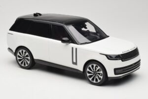 Land Rover Range Rover L460 P530 Autobiography Fuji White GT Spirit 1:18 GT533 Resin — bild 4 av 6