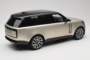 Range Rover L460 P530 Autobiography Sunset Gold GT Spirit 1:12 GT542 Resin — bild 2 av 6
