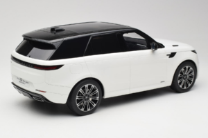 Range Rover Sport L461 P510e Fuji White GT Spirit 1:12 GT553 Resin — bild 2 av 6