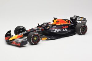 Red Bull Racing RB19 #1 M. Verstappen Winner Spanish GP 2023 Minichamps 1:18 110230801 Metall
