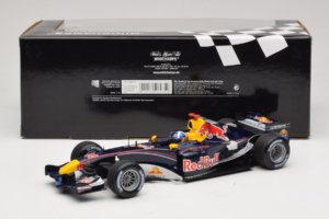 Red Bull RB1 Cosworth #14 D. Coulthard Red Bull Racing Showcar 2005 Minichamps 1:18 100050084 Metall — bild 6 av 7