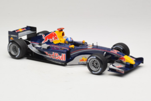 Red Bull RB1 Cosworth #14 D. Coulthard Red Bull Racing Showcar 2005 Minichamps 1:18 100050014 Metall — bild 4 av 6