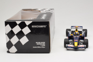 Red Bull RB1 Cosworth #15 C. Klien Red Bull Racing Showcar 2005 Minichamps 1:18 100050085 Metall — bild 7 av 7
