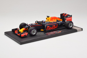 Red Bull RB12 Tag Heuer #3 D. Ricciardo Red Bull Racing 1st Pole Monaco Grand Prix 2016 Minichamps 1:18 117160103 Resin — bild 2 av 7
