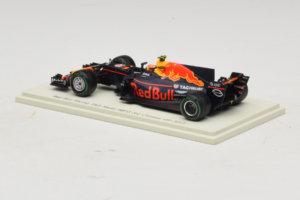 Red Bull RB13 Tag Heuer #33 M. Verstappen 3rd Chinese Grand Prix 2017 Spark 1:43 S5037 Resin — bild 3 av 4