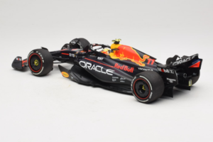 Red Bull RB19 #11 S. Perez Oracle Red Bull Racing Saudi Arabian Grand Prix Winner 2023 Minichamps 1:18 110230111 Resin — bild 5 av 6