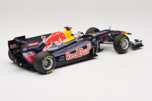 Red Bull RB7 Renault #1 S. Vettel Red Bull Racing Showcar 2011 Minichamps 1:18 110110071-1 Metall — bild 2 av 7