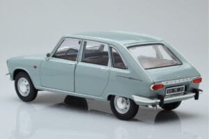 Renault 16 Ljusblå Norev 1:18 185131 Metall — bild 7 av 8