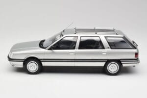 Renault 21 Nevada Silver Metallic Otto 1:18 OT479 Resin — bild 3 av 6