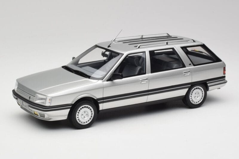Renault 21 Nevada Silver Metallic Otto 1:18 OT479 Resin